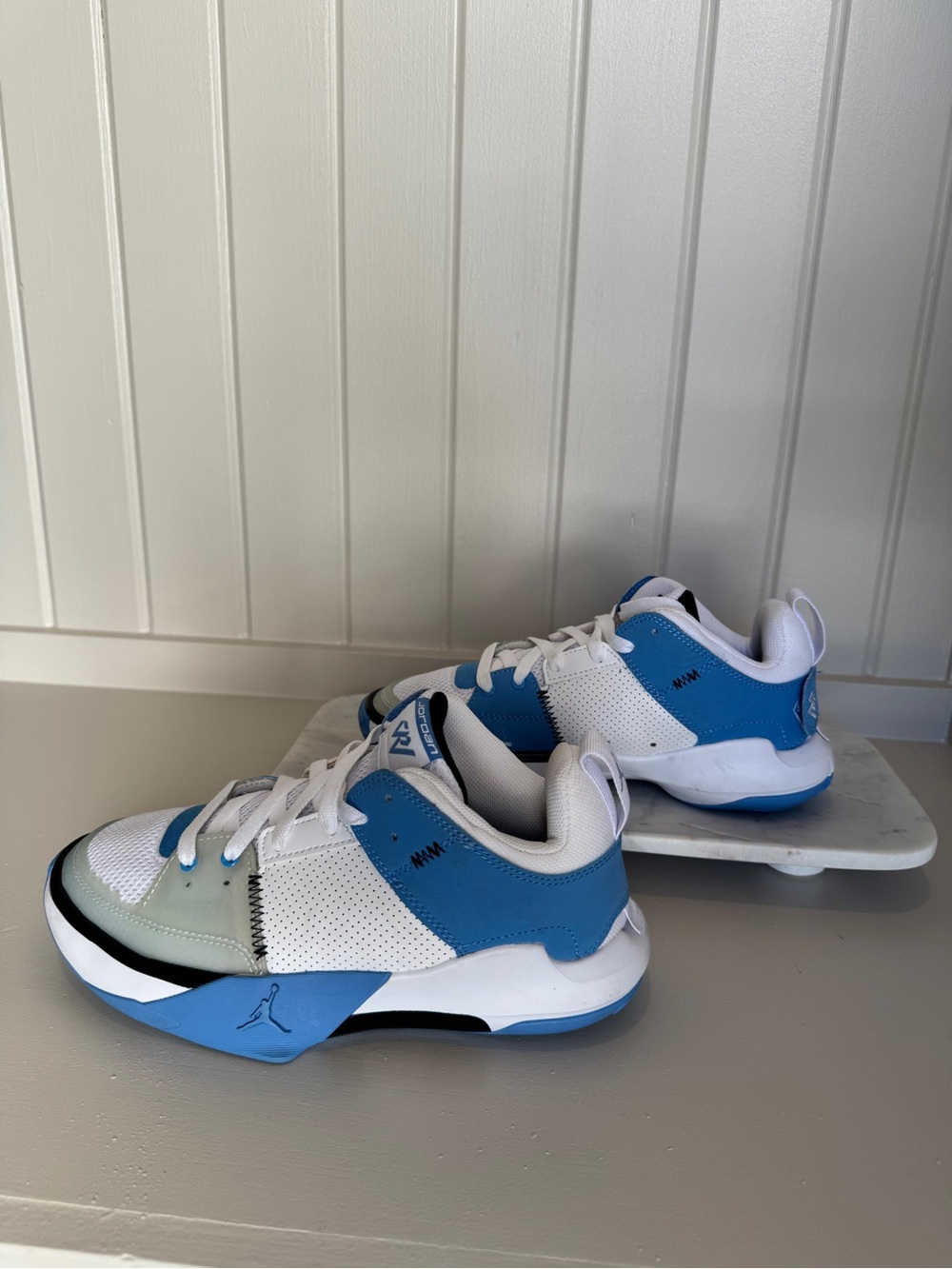 Air Jordan One Take 5 'White Legend Blue' Kids Basketball Shoes Size 5Y - Picture 4 of 12